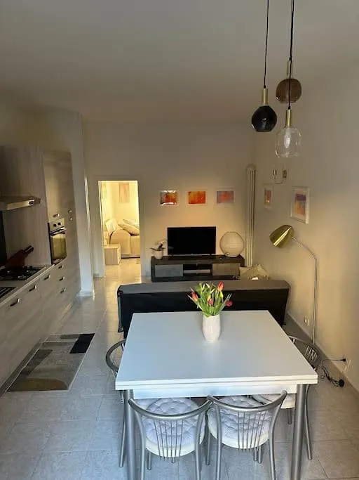Apartamento Appartamento Mirsie Bolonha Itália